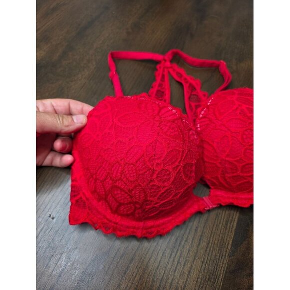 Red Lace Push-Up Bra With Halter Neck Design - Feminine & Stylish Intimates For - Picture 3 of 13